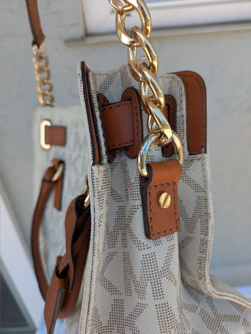 Michael Kors Hamilton Monogram Satchel - White/Tan - Super Clean